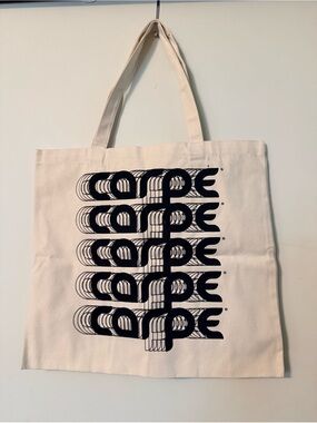 Canvas Tote with Bold 'Carpe' Graphic - Cream and Black